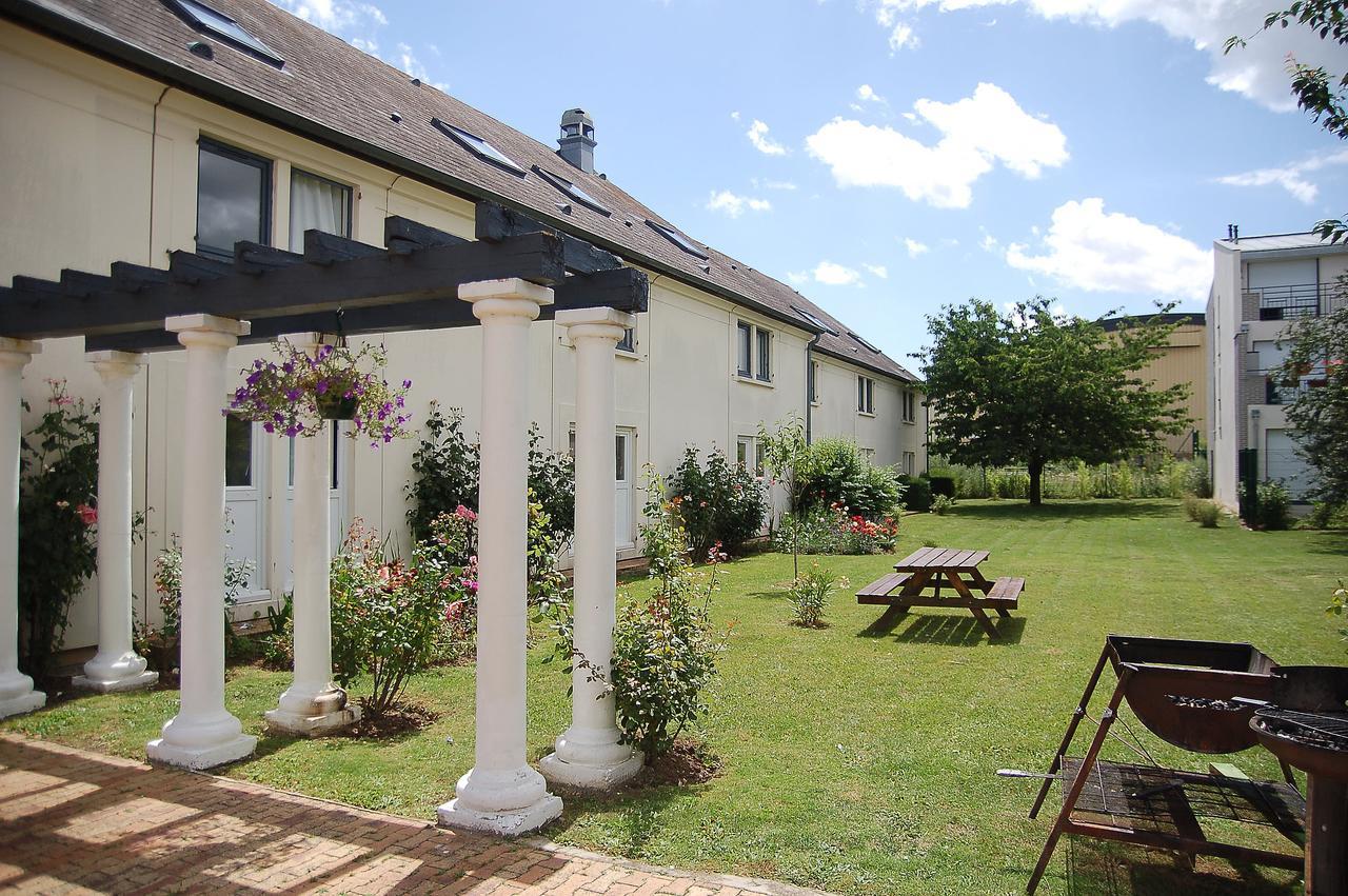 Ibis Budget Chambourcy Saint Germain Esterno foto